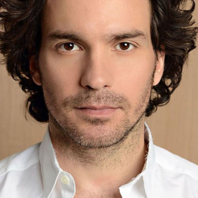 santiago-cabrera